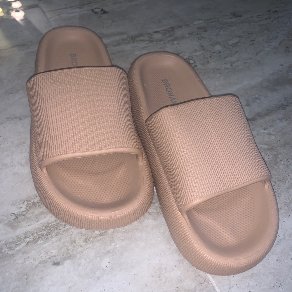 Pillow Slides